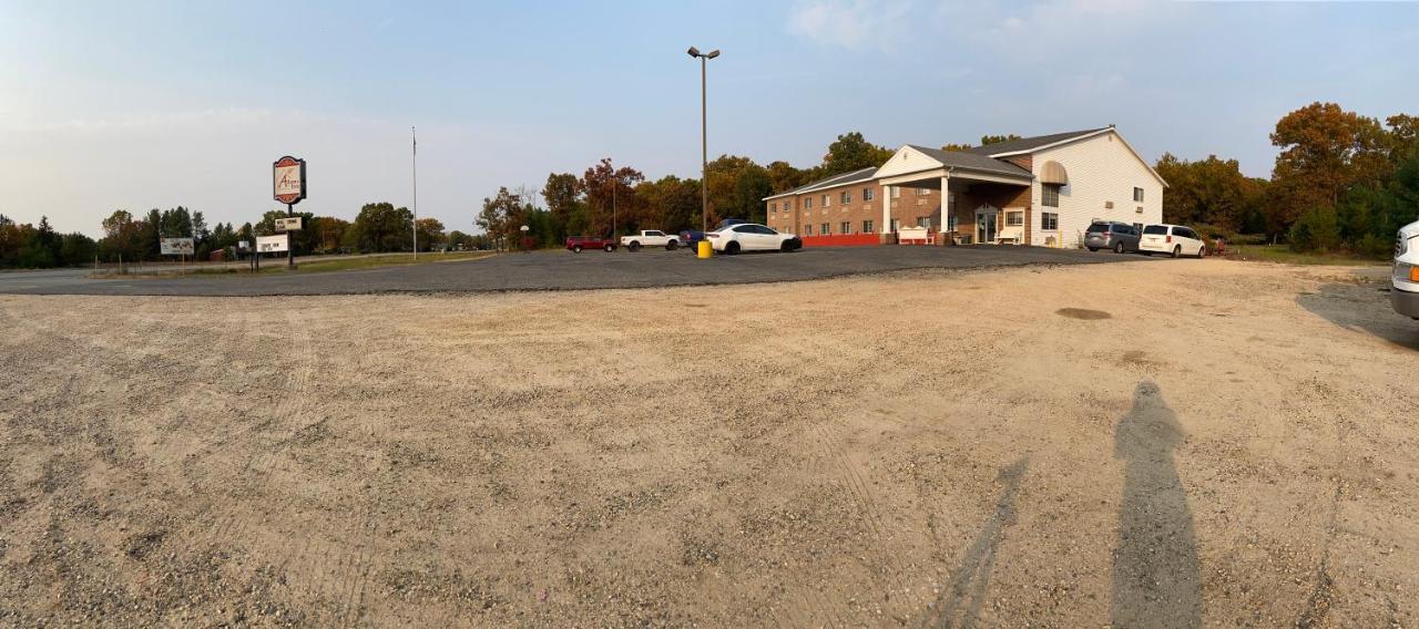 Adams Inn And Suites 외부 사진